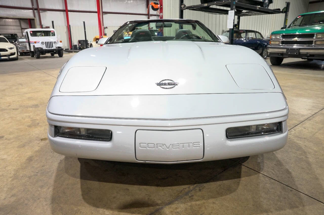 Used 1996 Chevrolet Corvette Convertible RWD image 13