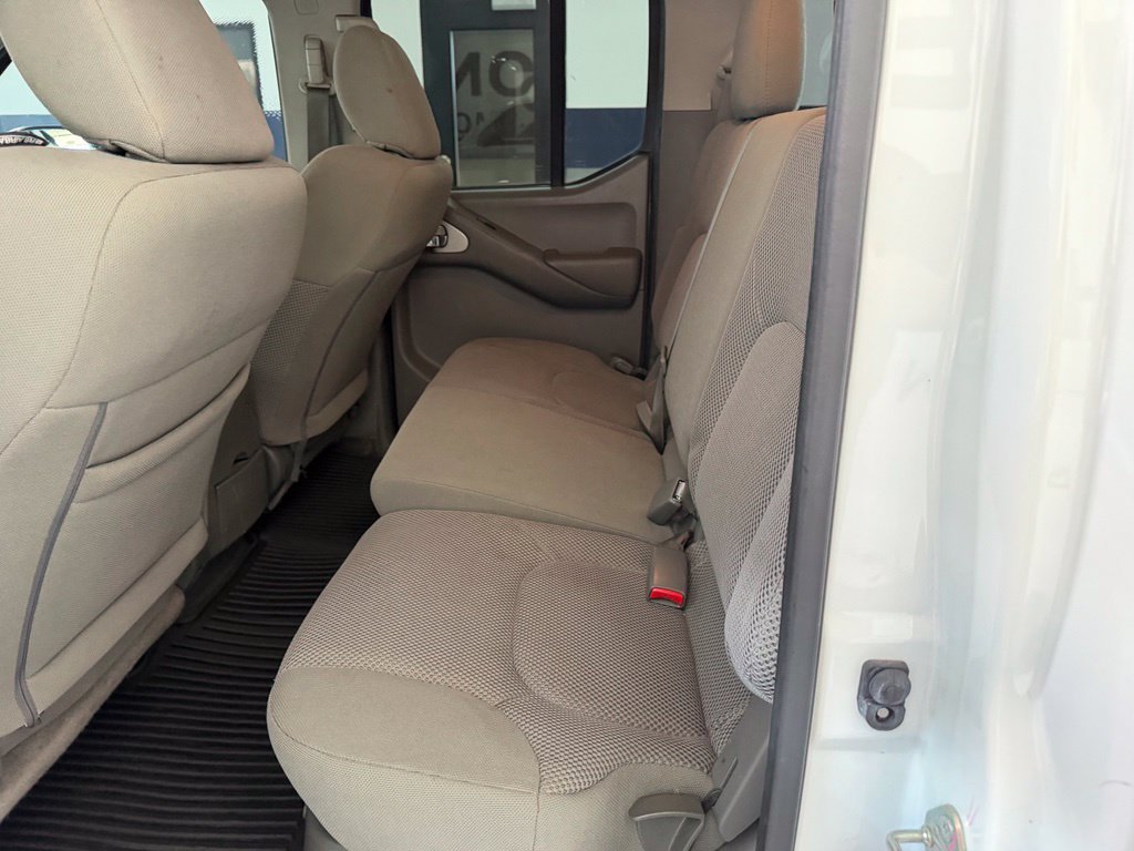 Used 2019 Nissan Frontier SV RWD image 32