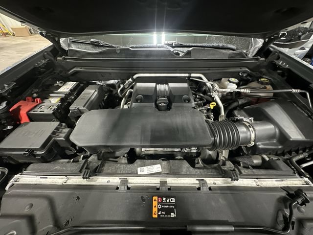 Used 2024 Chevrolet Colorado ZR2 w/ ZR2 Convenience Package III AWD/4WD image 22
