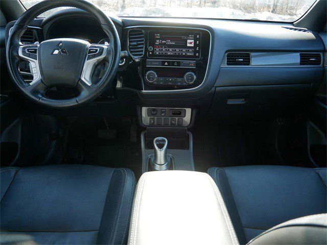 Used 2019 Mitsubishi Outlander SEL AWD/4WD image 11