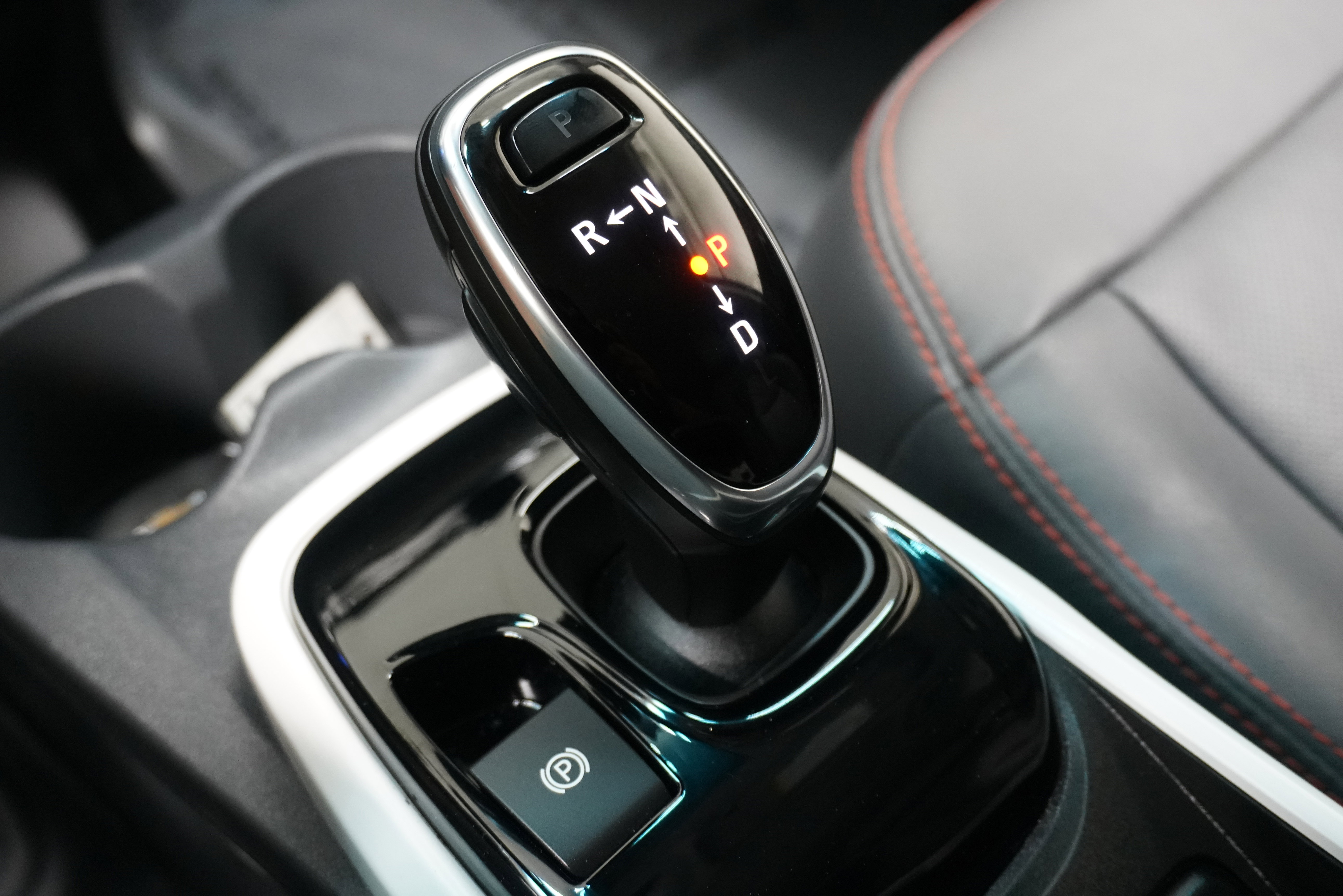 Used 2019 Chevrolet Bolt Premier w/ Infotainment Package image 20