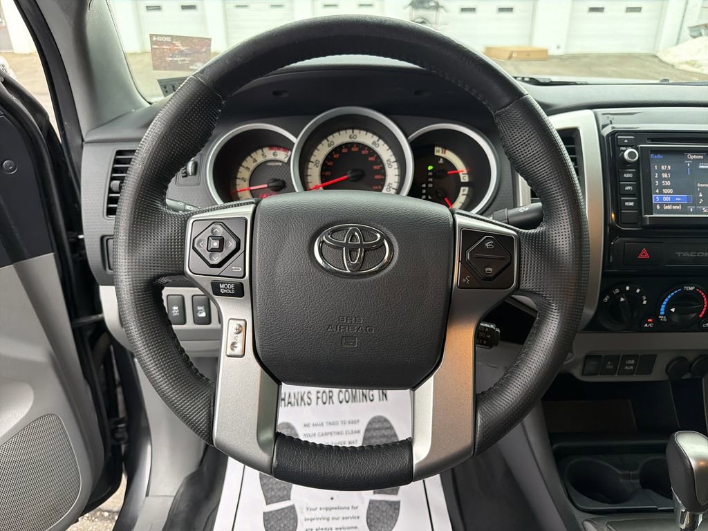 Used 2015 Toyota Tacoma 4x4 Double Cab w/ TRD Off-Road Package image 21
