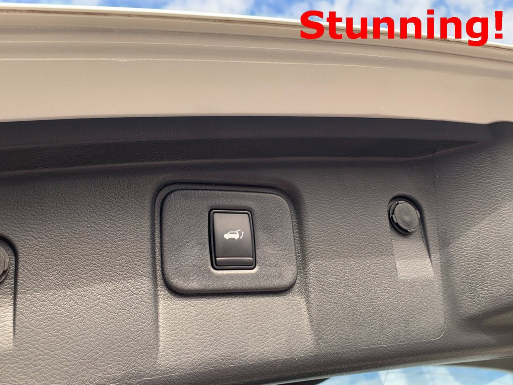 Used 2024 Nissan Murano SL image 9