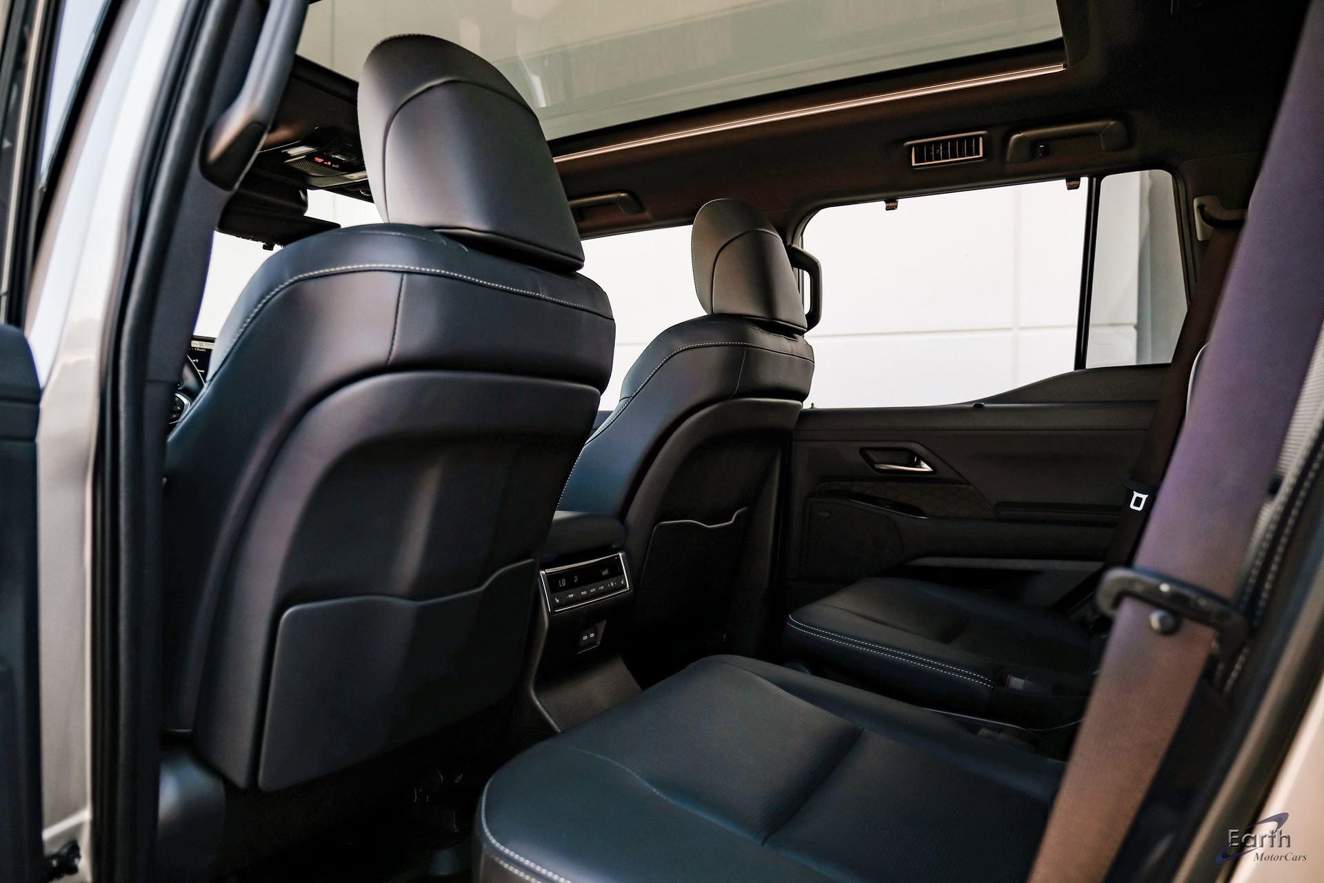 Used 2025 Lexus GX 550 550 Luxury+ HUD Traffic LIFTED w/ Accessory Package (2T) image 83