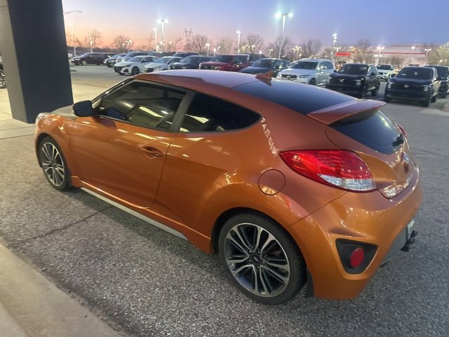 Used 2016 Hyundai Veloster Turbo image 4