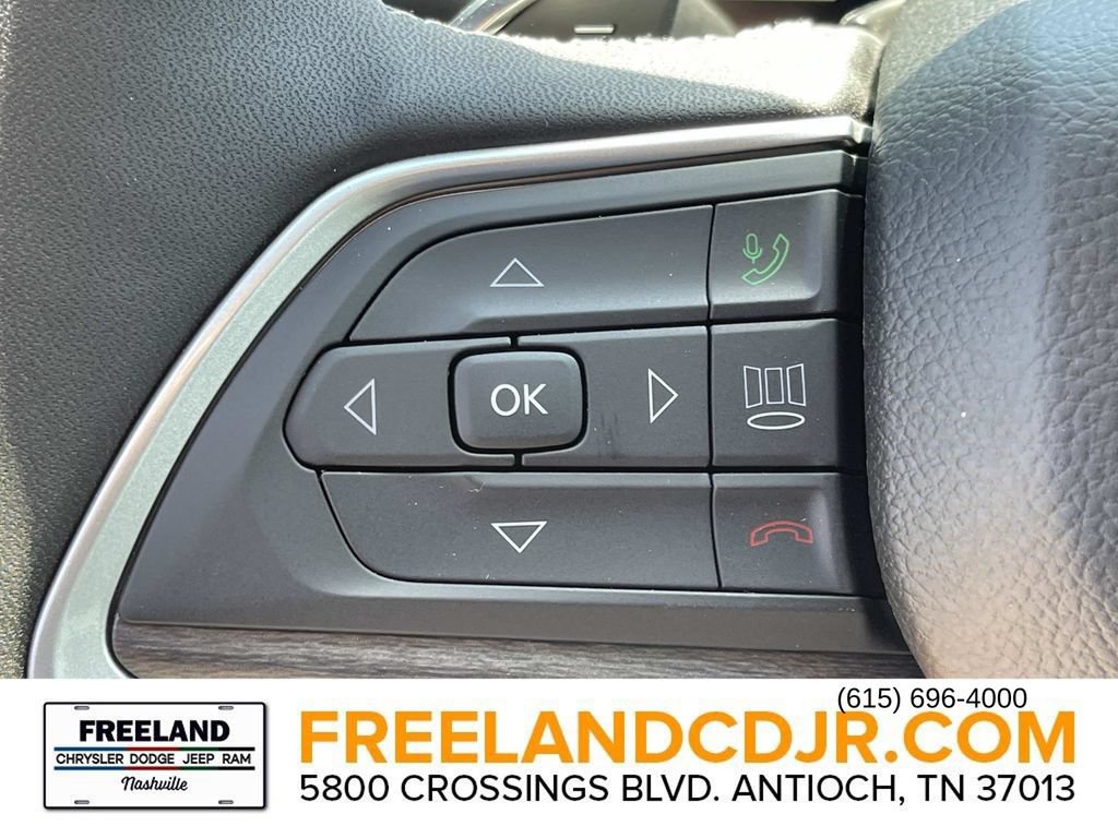 New 2026 Jeep Grand Cherokee Limited w/ Limited Altitude Package AWD/4WD image 34