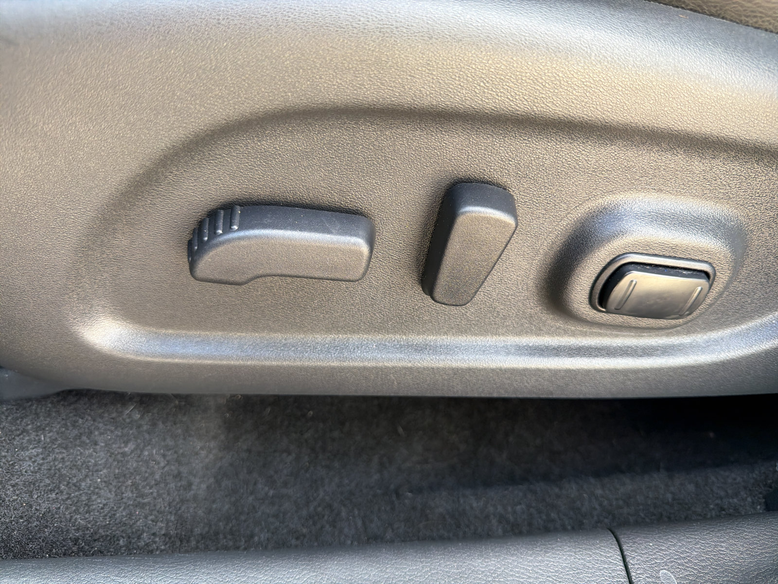 Used 2015 Nissan Murano SL FWD image 12
