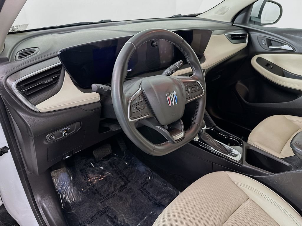 Used 2024 Buick Encore GX Sport Touring image 15