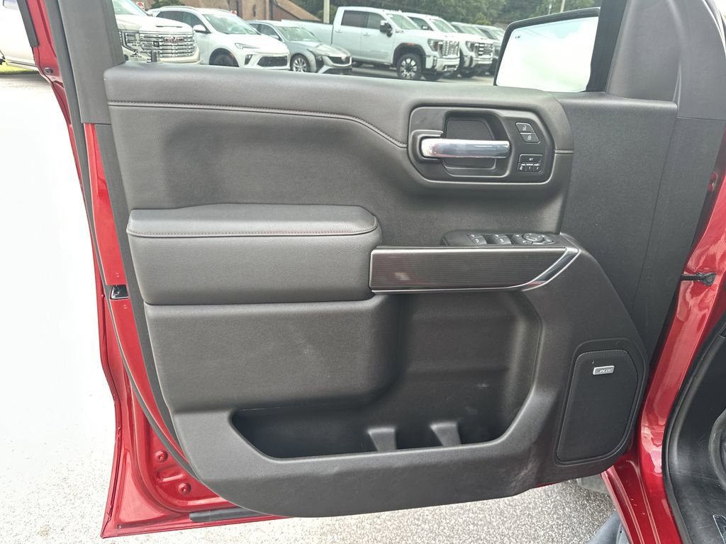 Used 2022 GMC Sierra 1500 AT4 w/ AT4 Premium Package AWD/4WD image 11