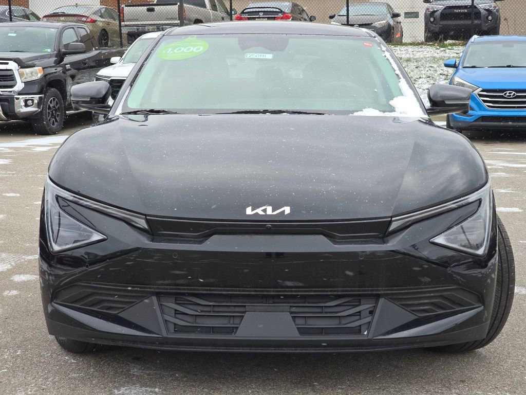 New 2025 Kia EV6 Light w/ Light LR Technology Package image 10