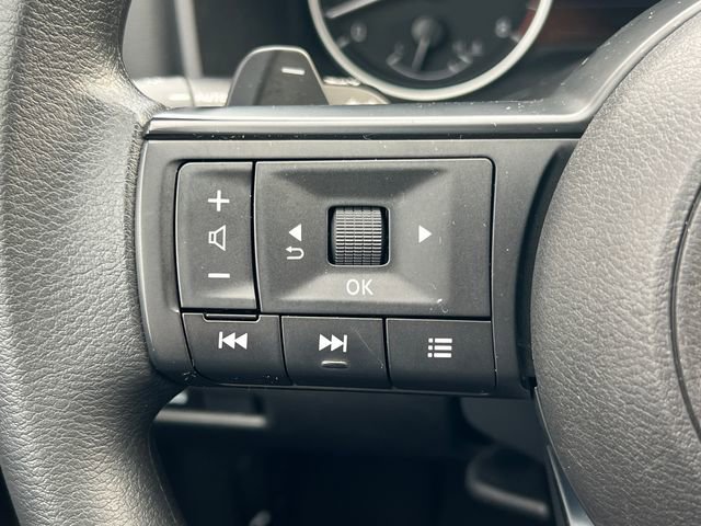 Used 2024 Nissan Rogue SV image 20