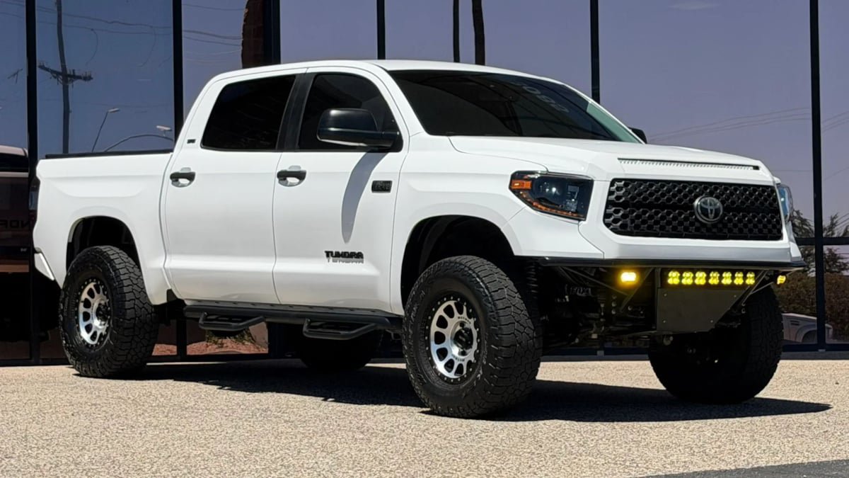 Used 2021 Toyota Tundra SR5 AWD/4WD image 23