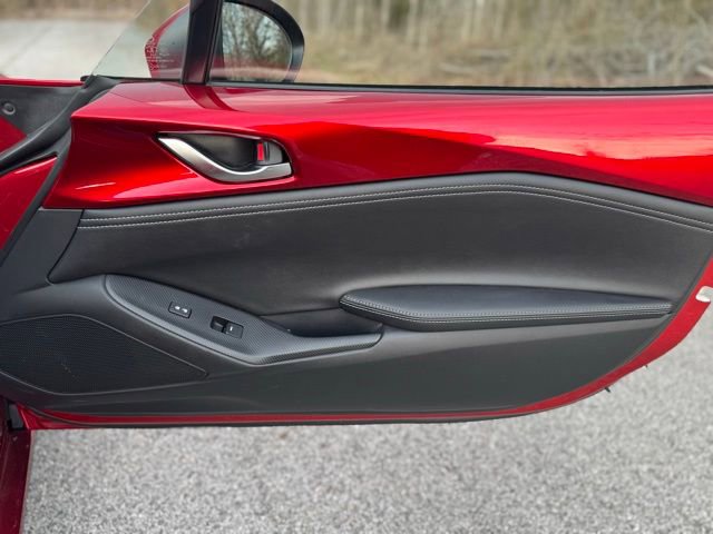 Used 2025 MAZDA MX-5 Miata Grand Touring image 12