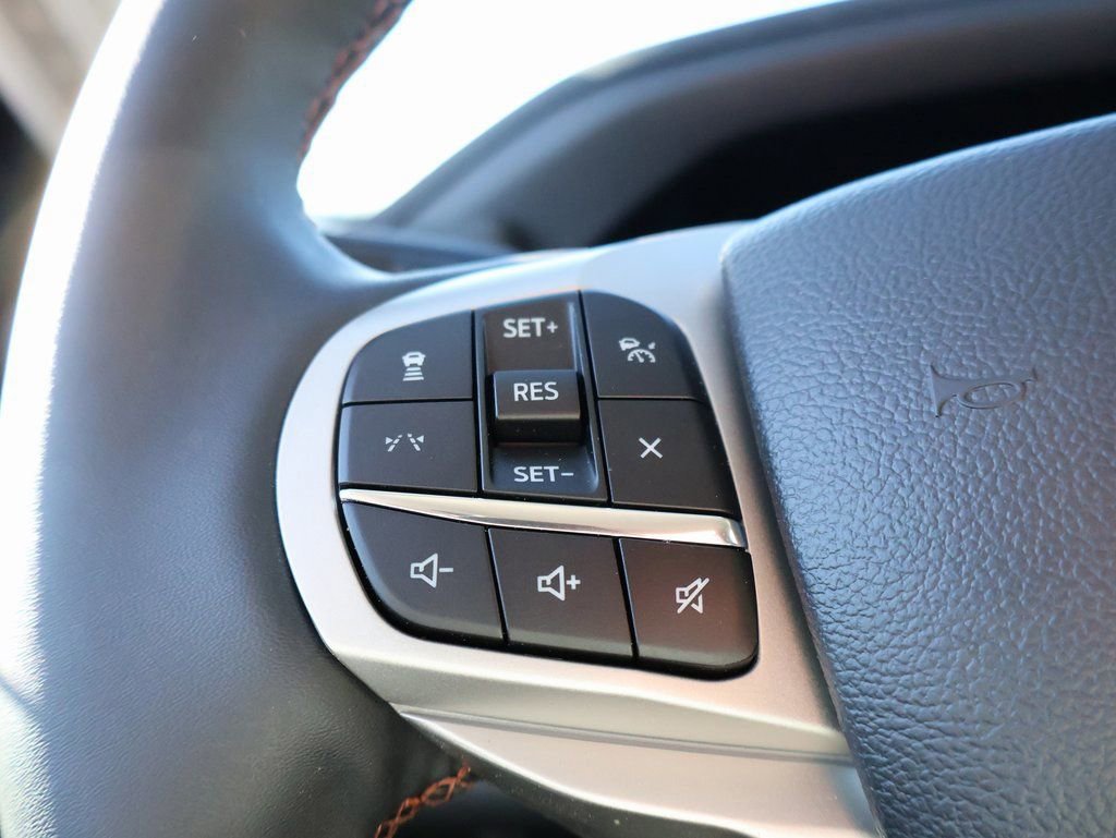 New 2026 Ford Explorer Active w/ Active Comfort Package image 28