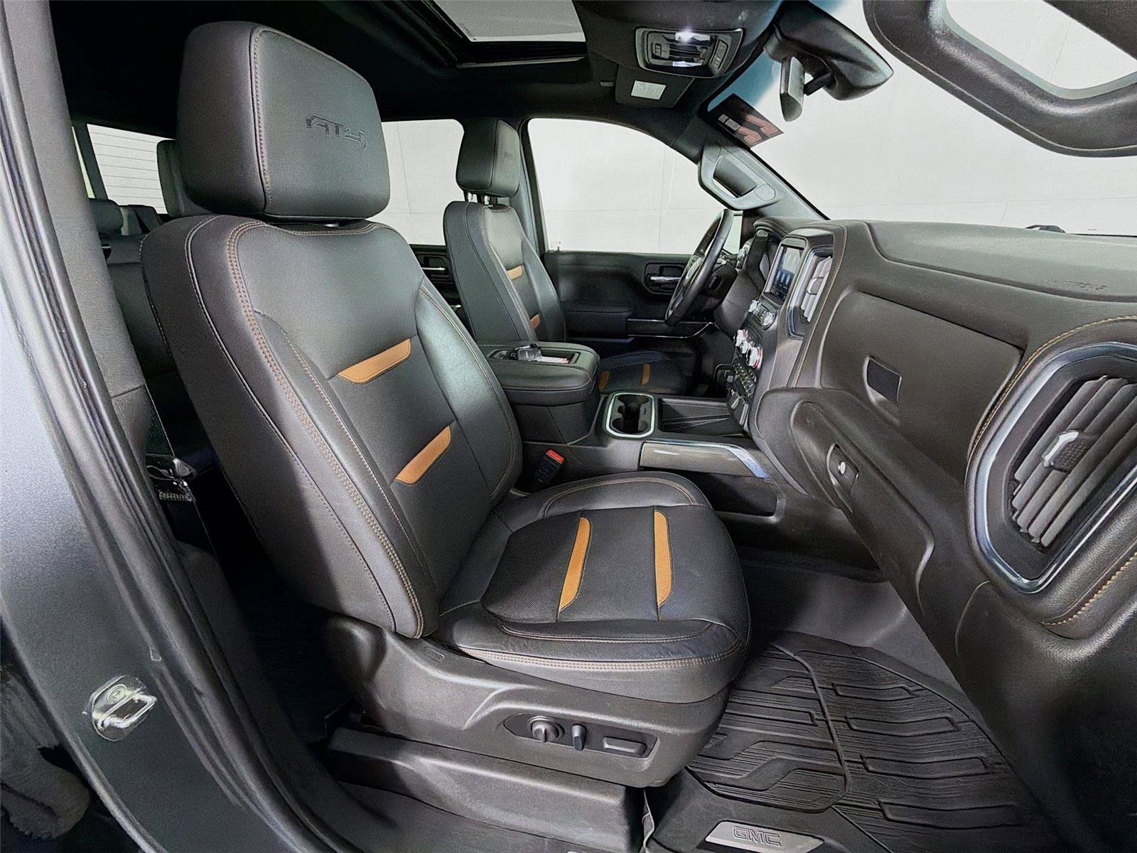 Used 2022 GMC Sierra 1500 AT4 w/ AT4 Preferred Package image 29