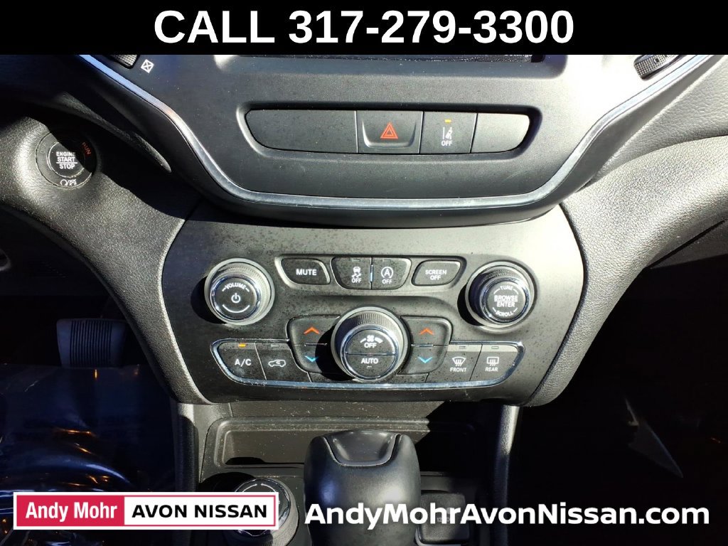 Used 2022 Jeep Cherokee Latitude Lux AWD/4WD image 32