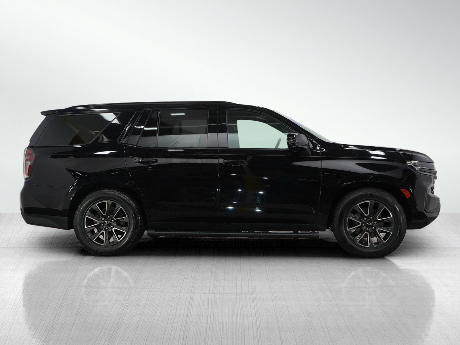 Used 2021 Chevrolet Tahoe Z71 w/ Luxury Package image 6