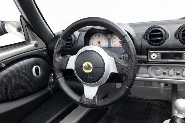 Used 2005 Lotus Elise image 32