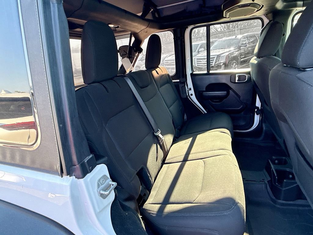 Used 2022 Jeep Wrangler Unlimited Sport image 31