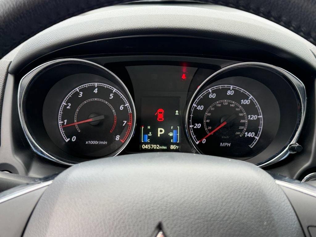 Used 2024 Mitsubishi Outlander Sport SE AWD/4WD image 29