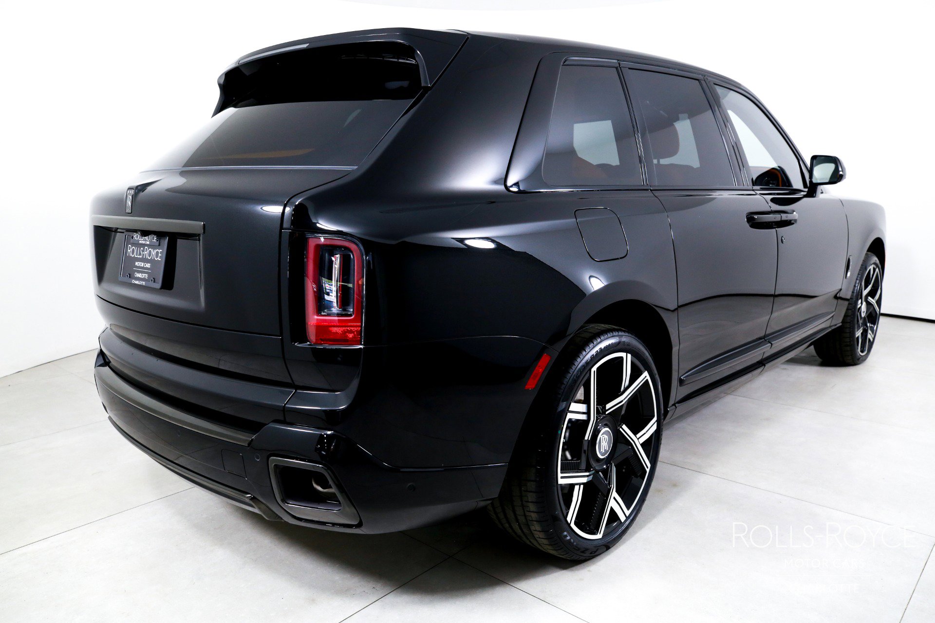 New 2026 Rolls-Royce Cullinan Black Badge AWD/4WD image 2