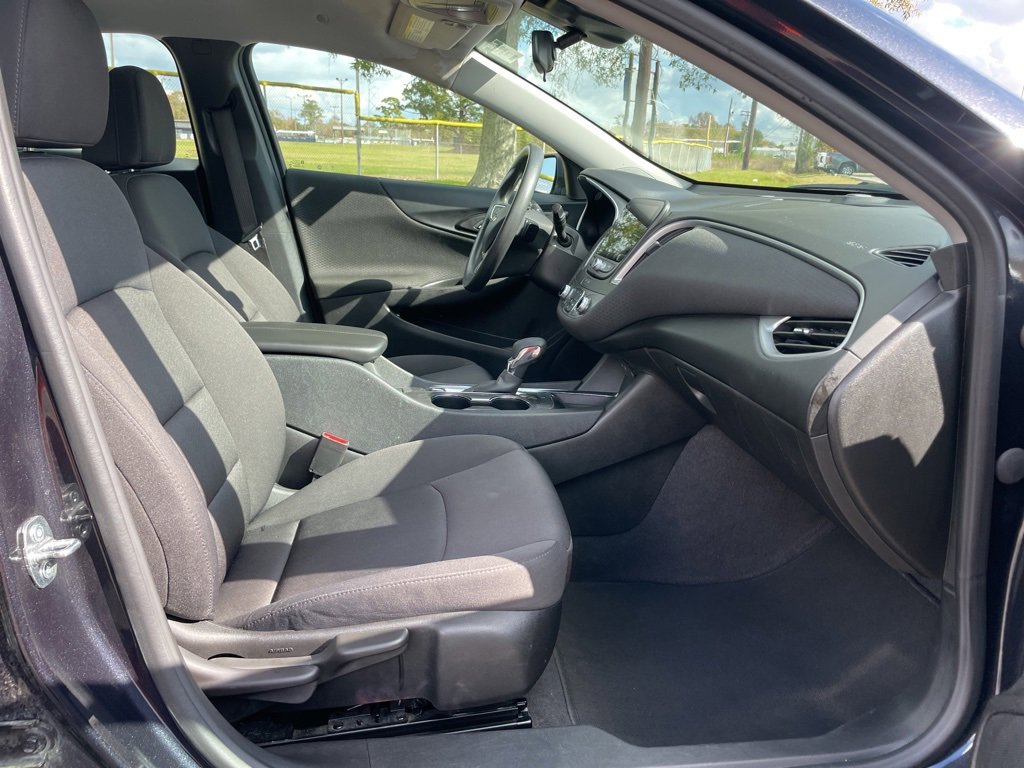 Used 2023 Chevrolet Malibu LT image 15