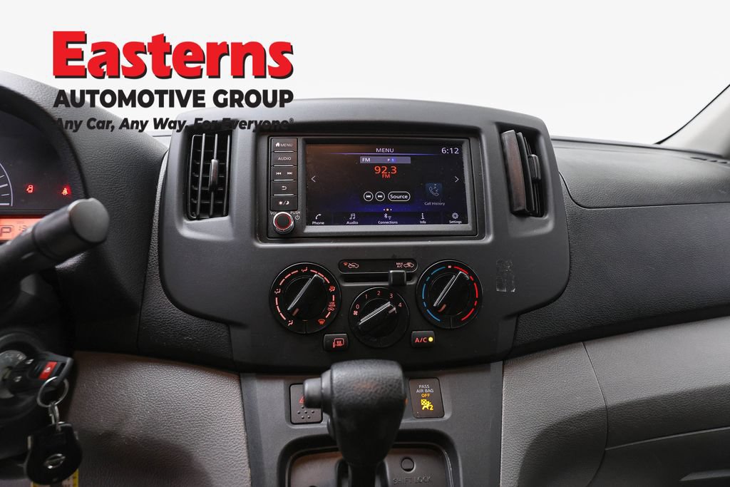 Used 2020 Nissan NV200 SV FWD image 11