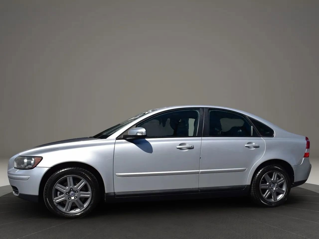 Used 2007 Volvo S40 2.4i image 8