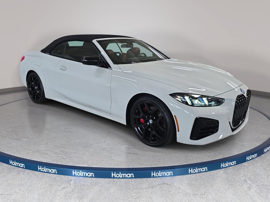 Certified 2025 BMW 430i Convertible w/ M Sport Package RWD image 3
