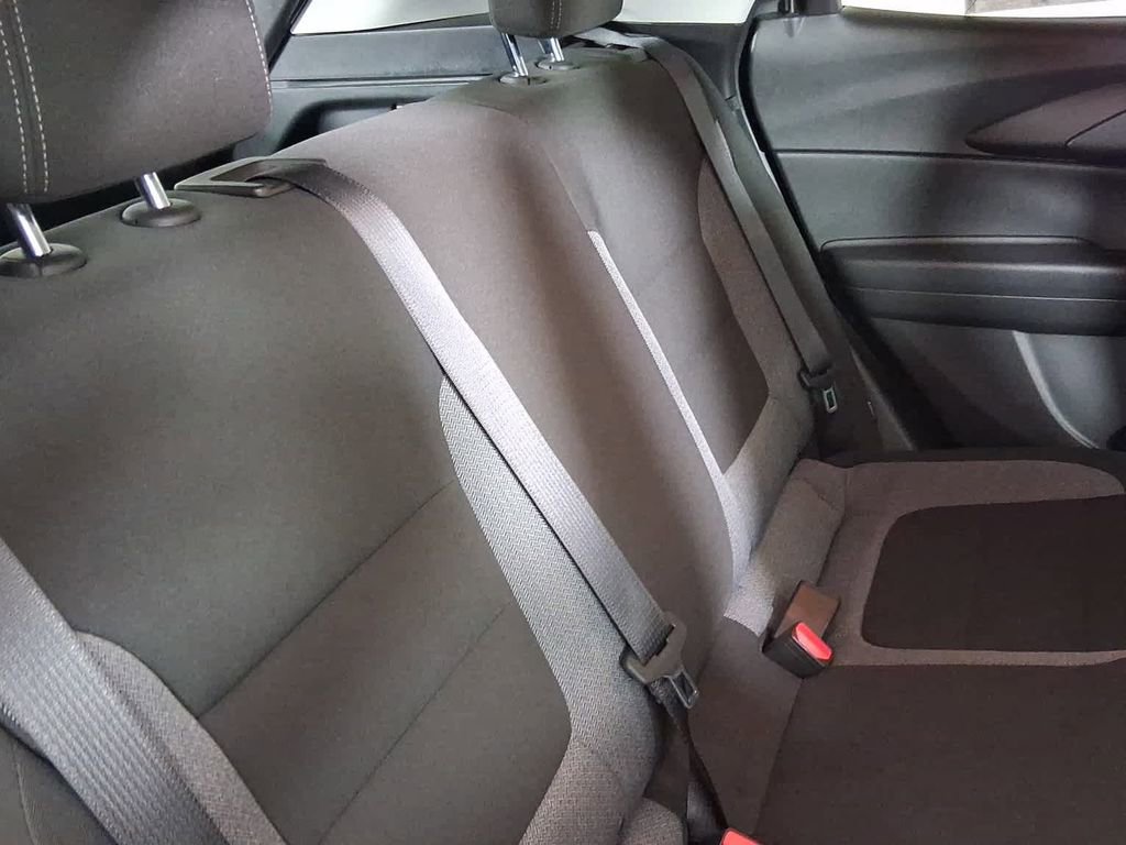 Used 2025 Chevrolet TrailBlazer LT image 25