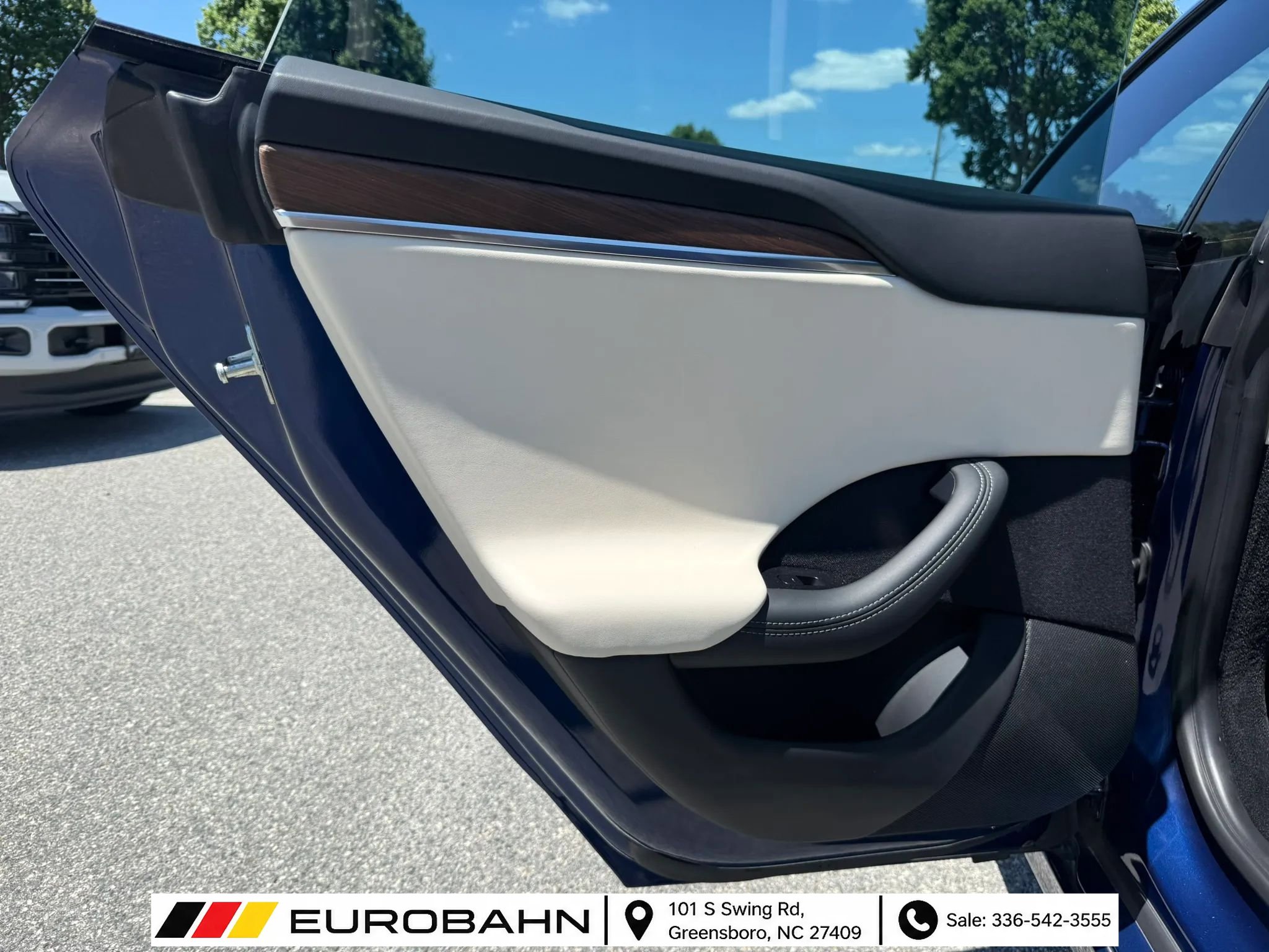 Used 2023 Tesla Model S Standard Range AWD/4WD image 13