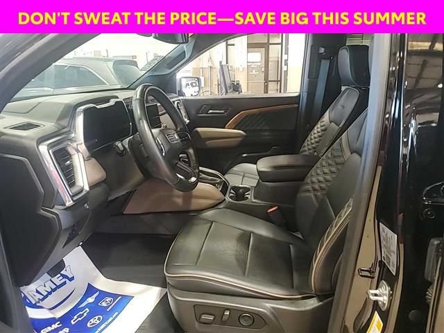 Used 2024 GMC Canyon Denali AWD/4WD image 3