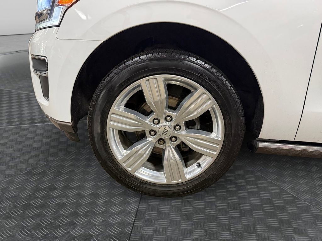 Used 2023 Ford Expedition Max King Ranch AWD/4WD image 14