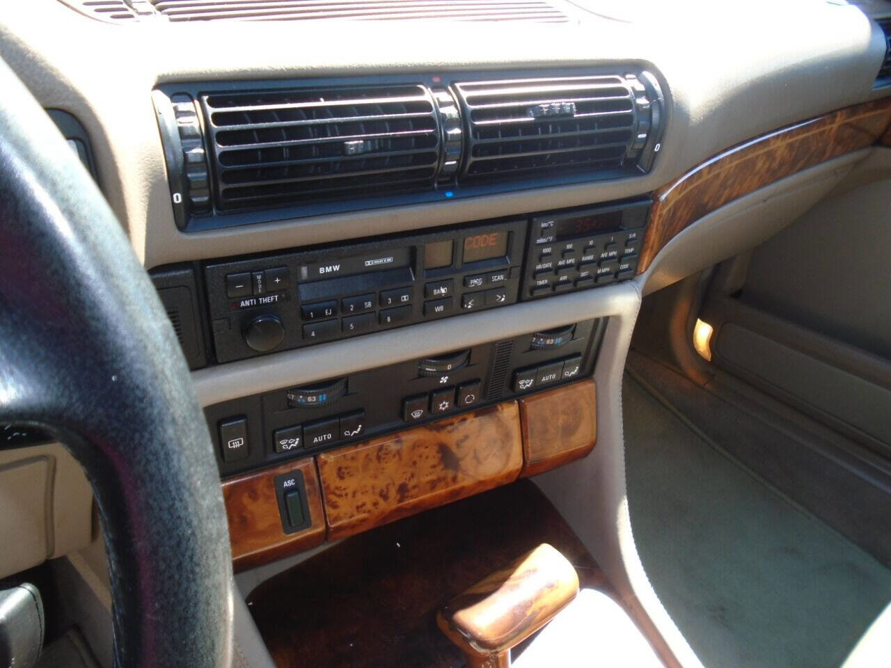 Used 1994 BMW 740i RWD image 29