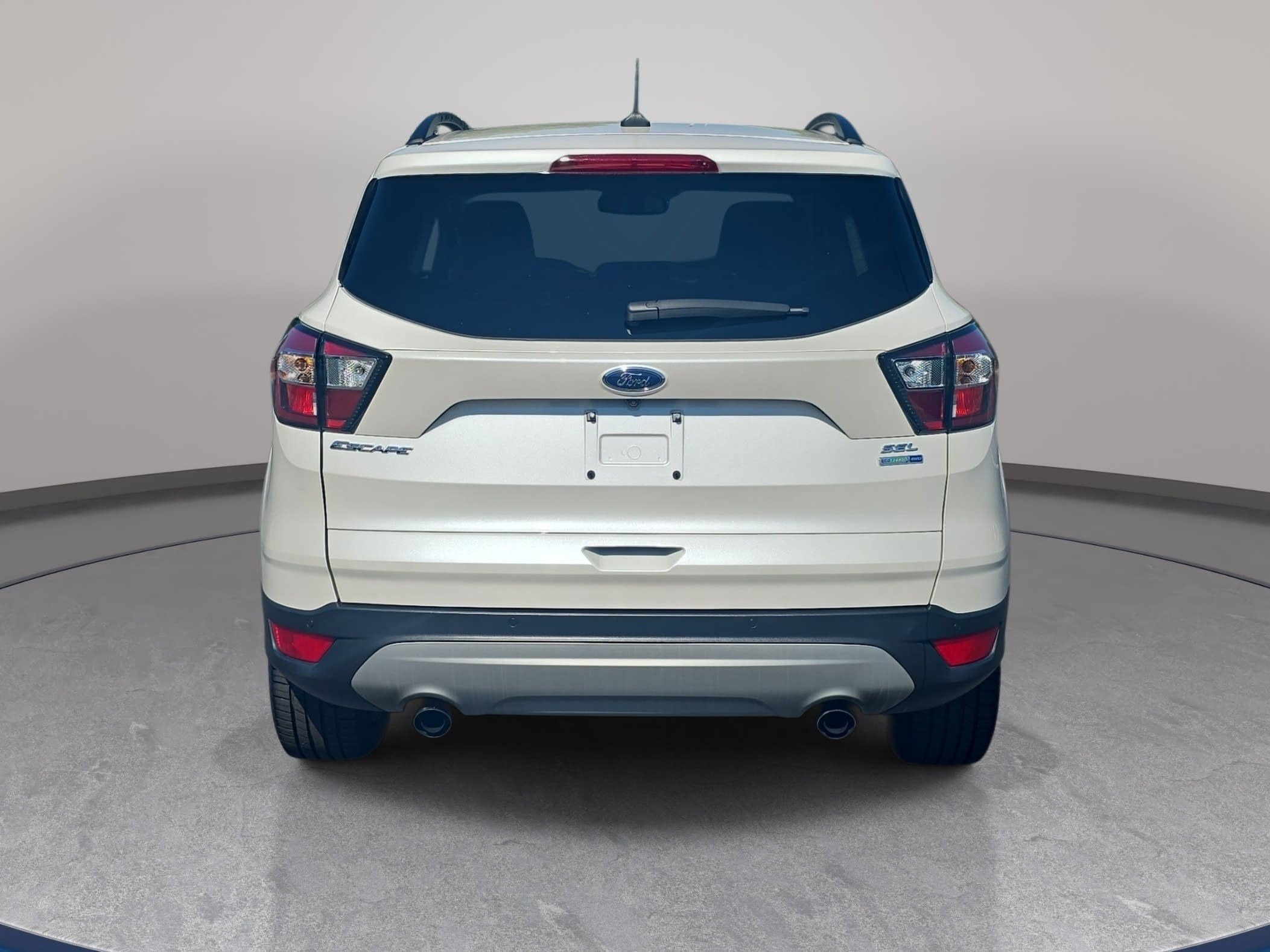 Used 2018 Ford Escape SEL w/ Ford Safe & Smart Package AWD/4WD image 6
