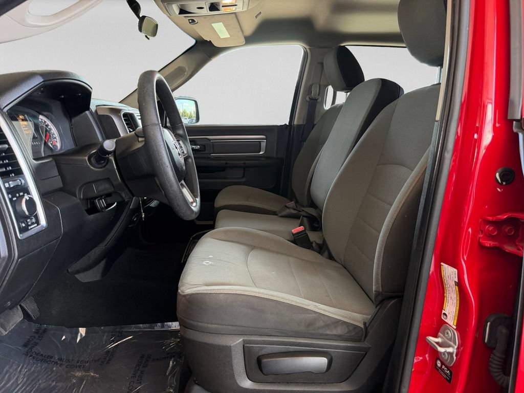 Used 2022 RAM 1500 Classic SLT RWD image 22
