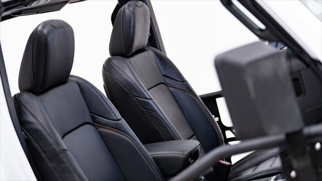 Used 2024 Jeep Wrangler Unlimited Sahara image 10