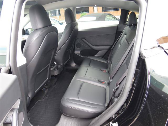 Used 2024 Tesla Model Y Performance AWD/4WD image 18