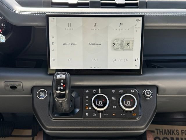 Certified 2024 Land Rover Defender 130 X-Dynamic SE AWD/4WD image 30