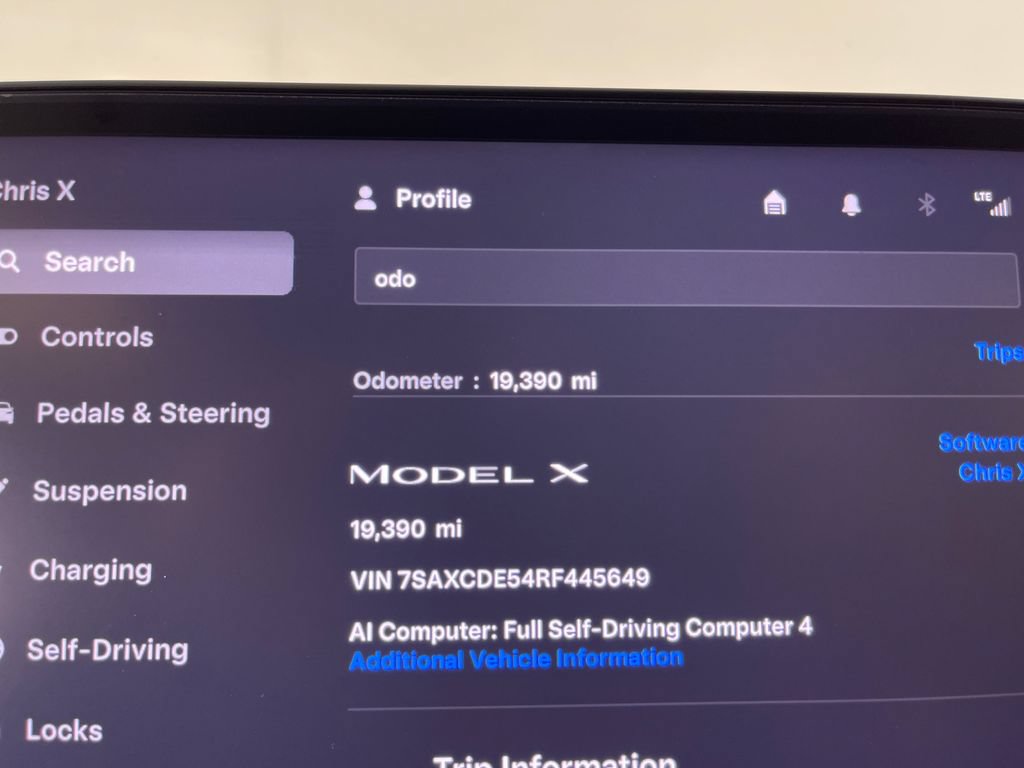 Used 2024 Tesla Model X AWD/4WD image 22