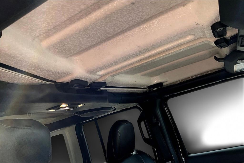 Used 2019 Jeep Wrangler Unlimited Rubicon image 28