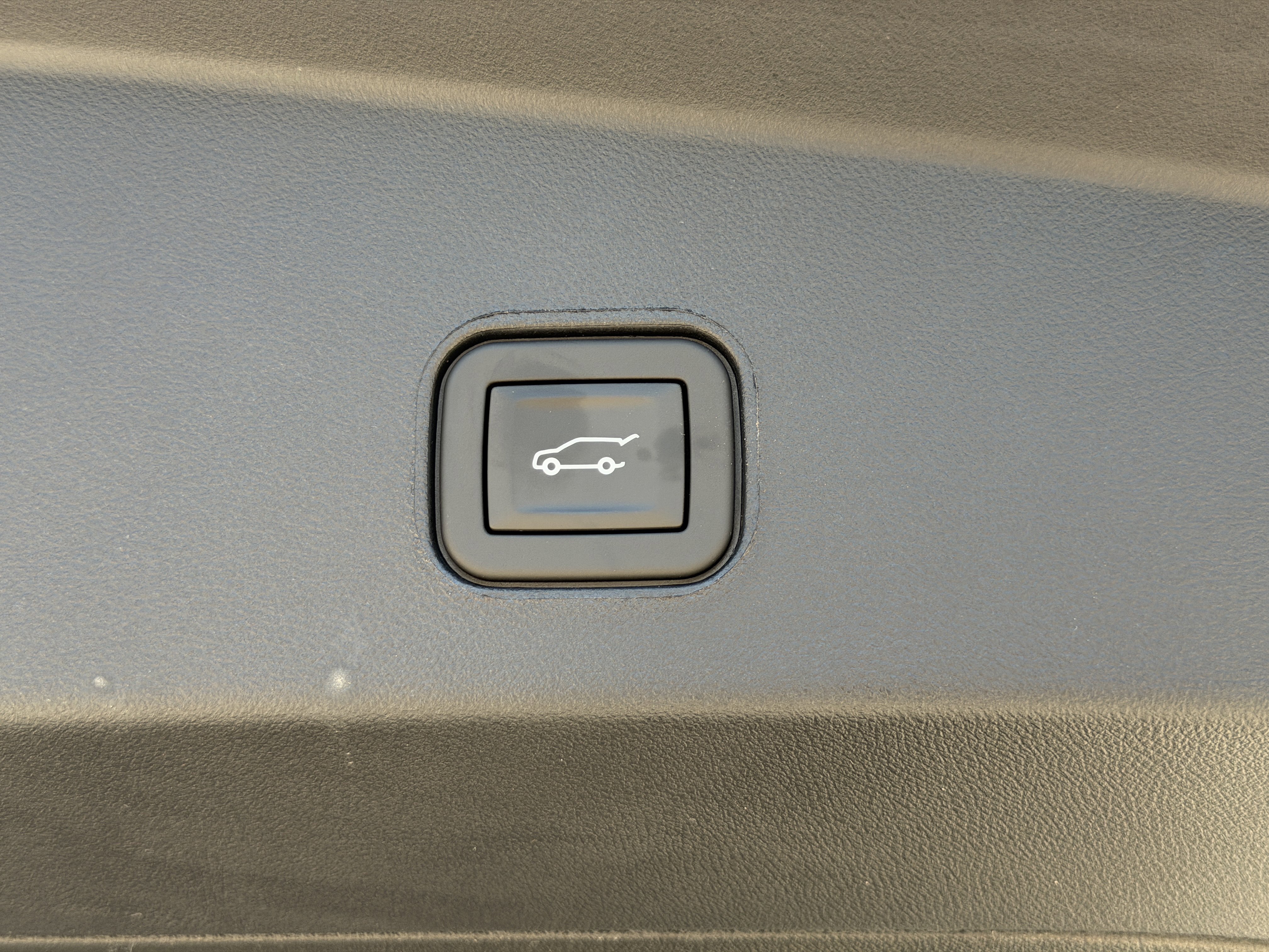 New 2026 Cadillac Lyriq Luxury image 11