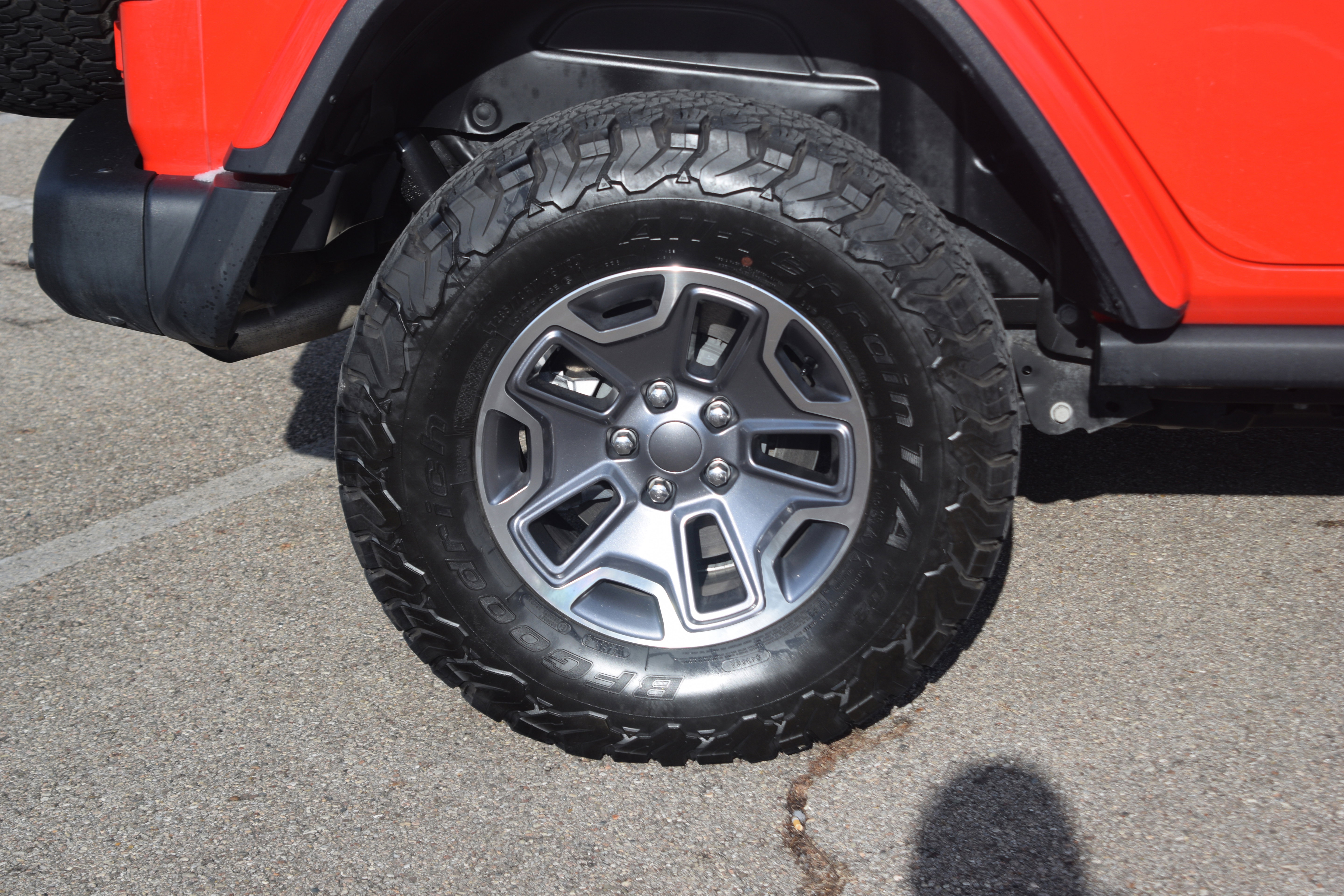 Used 2023 Jeep Wrangler Unlimited Rubicon 4xe w/ Steel Bumper Group image 26