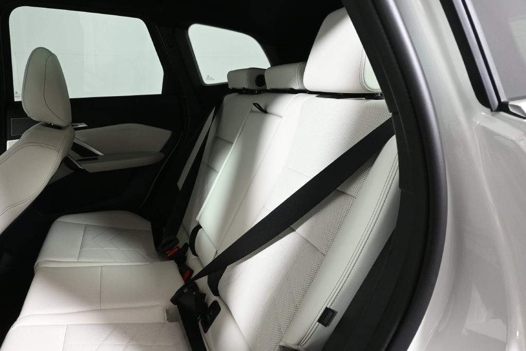 New 2027 BMW X1 xDrive28i AWD/4WD image 4