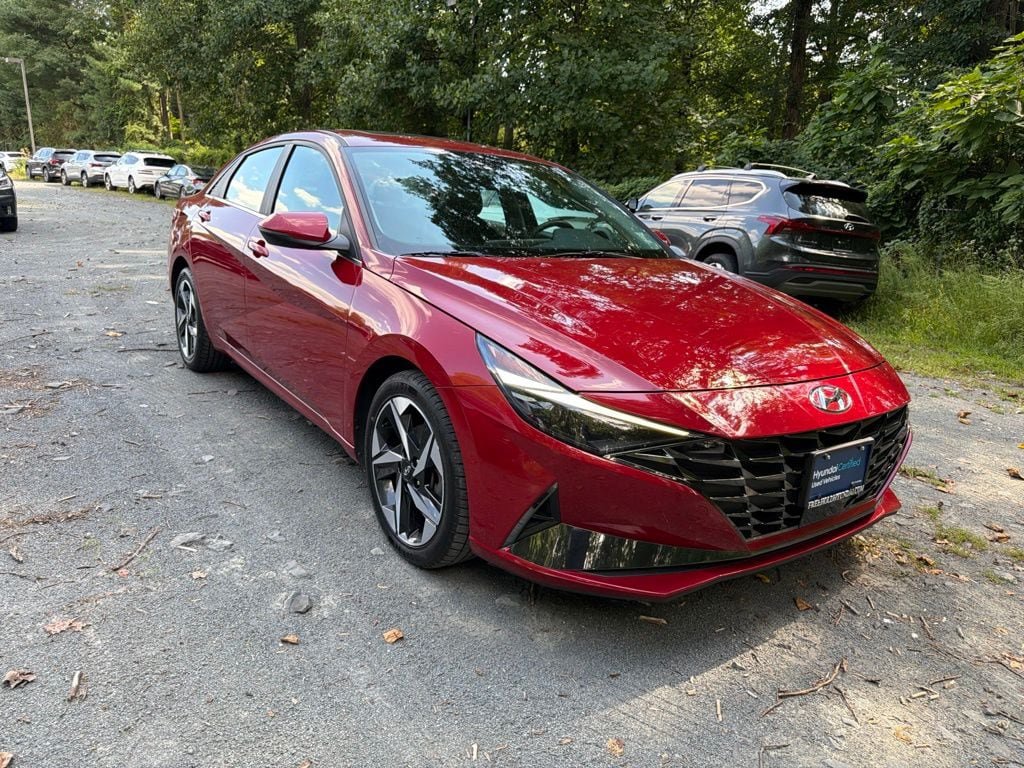 Certified 2023 Hyundai Elantra Limited w/ Cargo Package FWD image 2