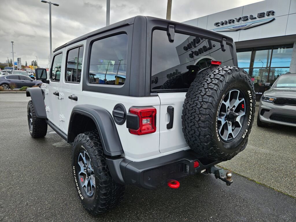 Used 2022 Jeep Wrangler Unlimited Rubicon w/ LED Lighting Group AWD/4WD image 3