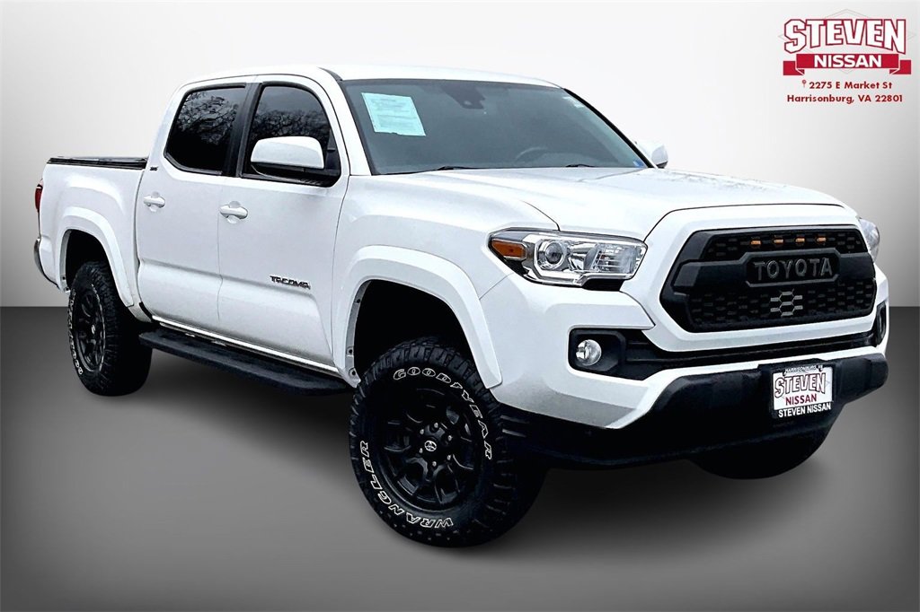 Used 2022 Toyota Tacoma SR5 image 1