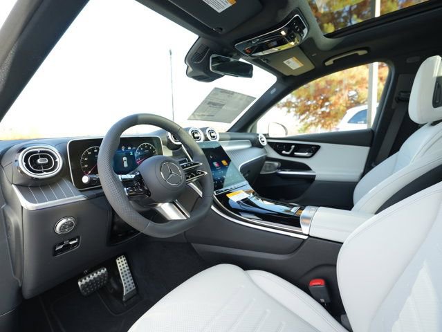 Used 2026 Mercedes-Benz GLC 300 4MATIC image 35