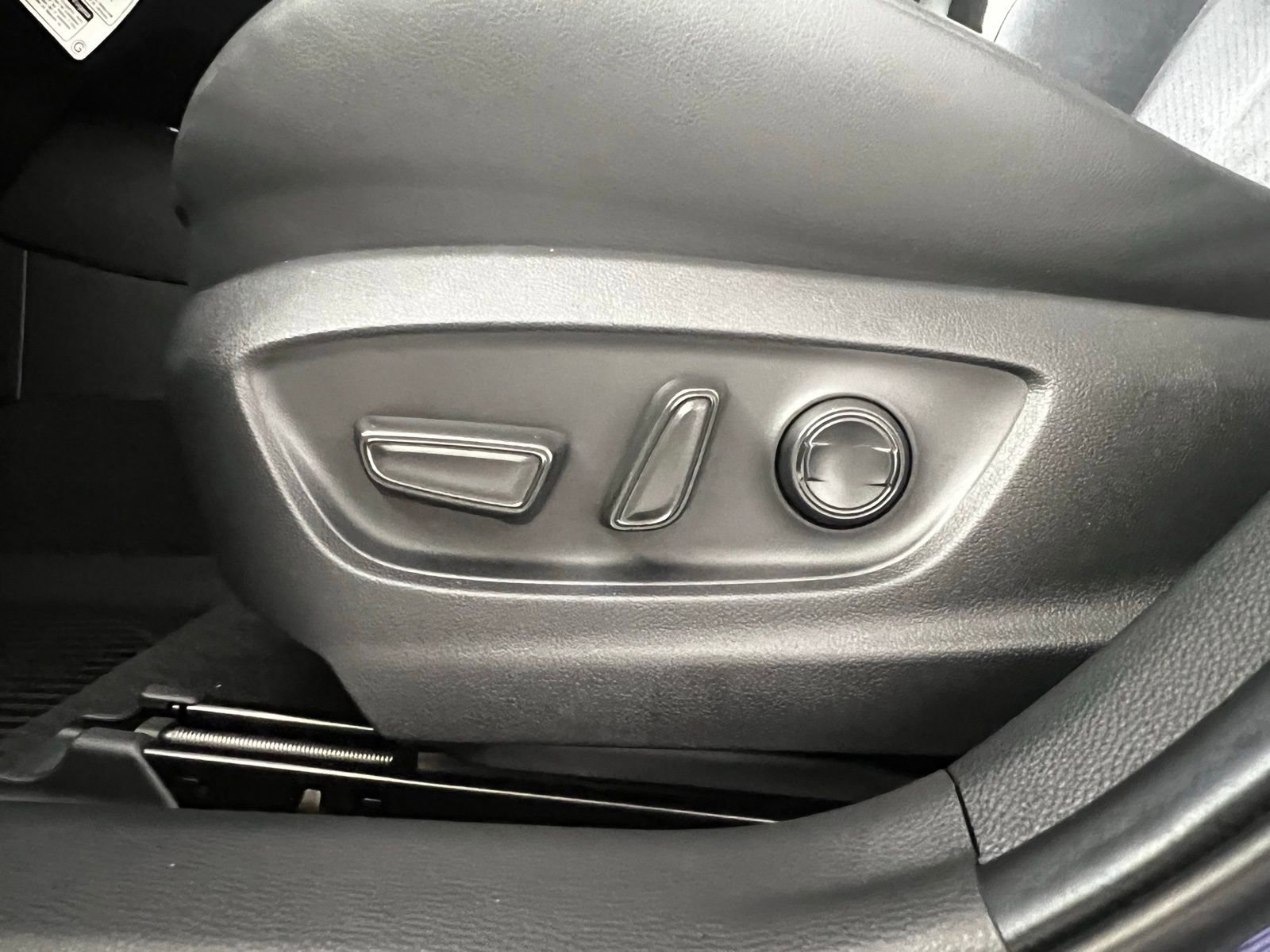 New 2026 Toyota Corolla SE FWD image 13