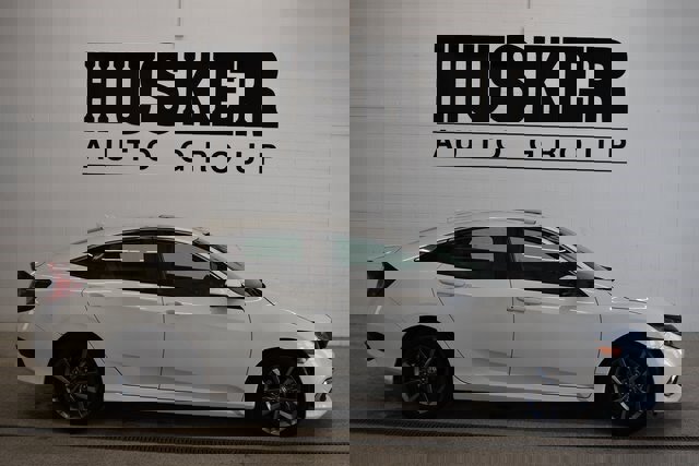 Used 2020 Honda Civic EX image 2